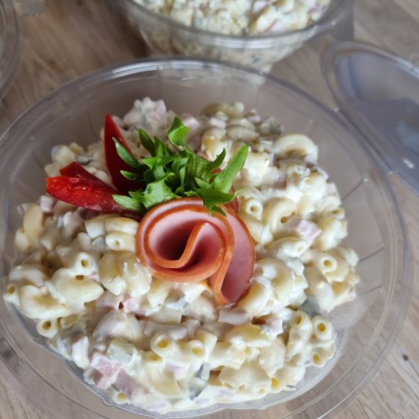 Makaroni-singisalat